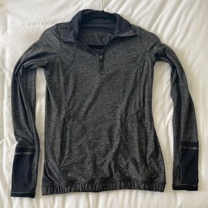 dark gray women’s quarter zip Lulu lemon
